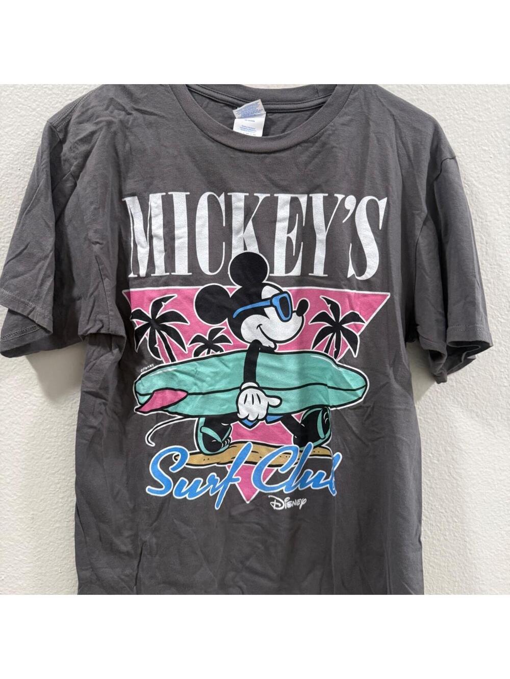 Disney Men's Grey and Black Tshirt